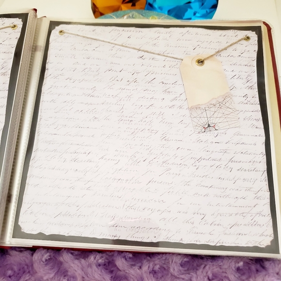 Creative Impulse Colorbok Travel themed scrapbook journal 8×8 add photos easily - Picture 4 of 6